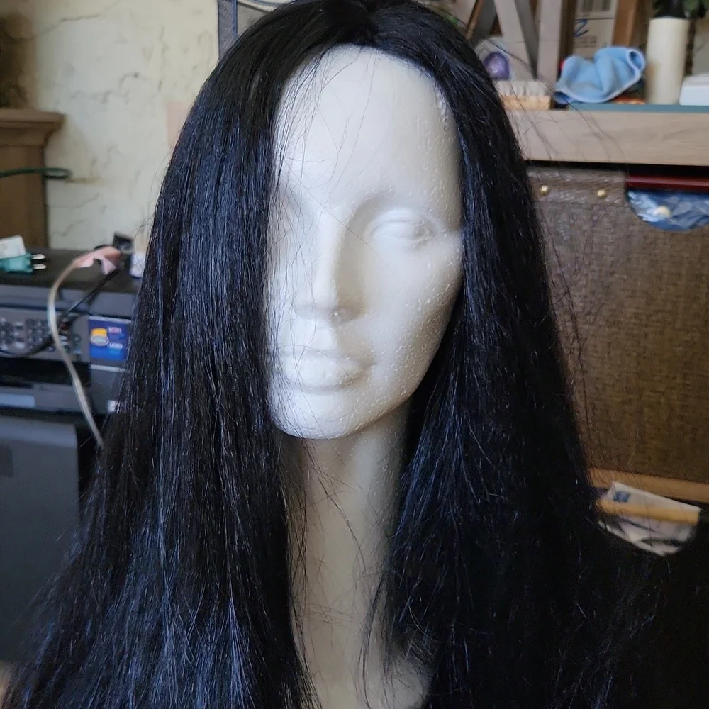 Black wig 24 in long